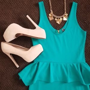 Medium Sleeveless Aquamarine Peplum Dress - EUC